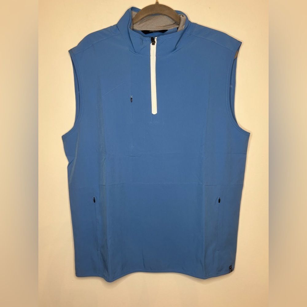 Kenneth Cole golf NWT light blue vest Size large